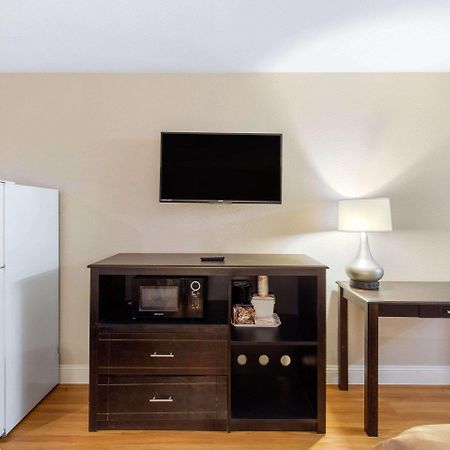 Quality Inn And Suites Port Arthur Nederland Kültér fotó
